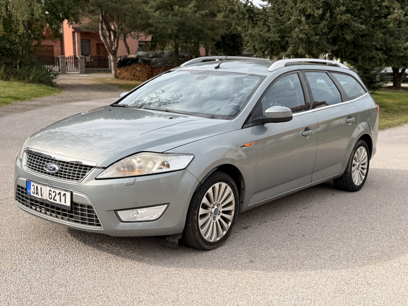 Ford mondeo